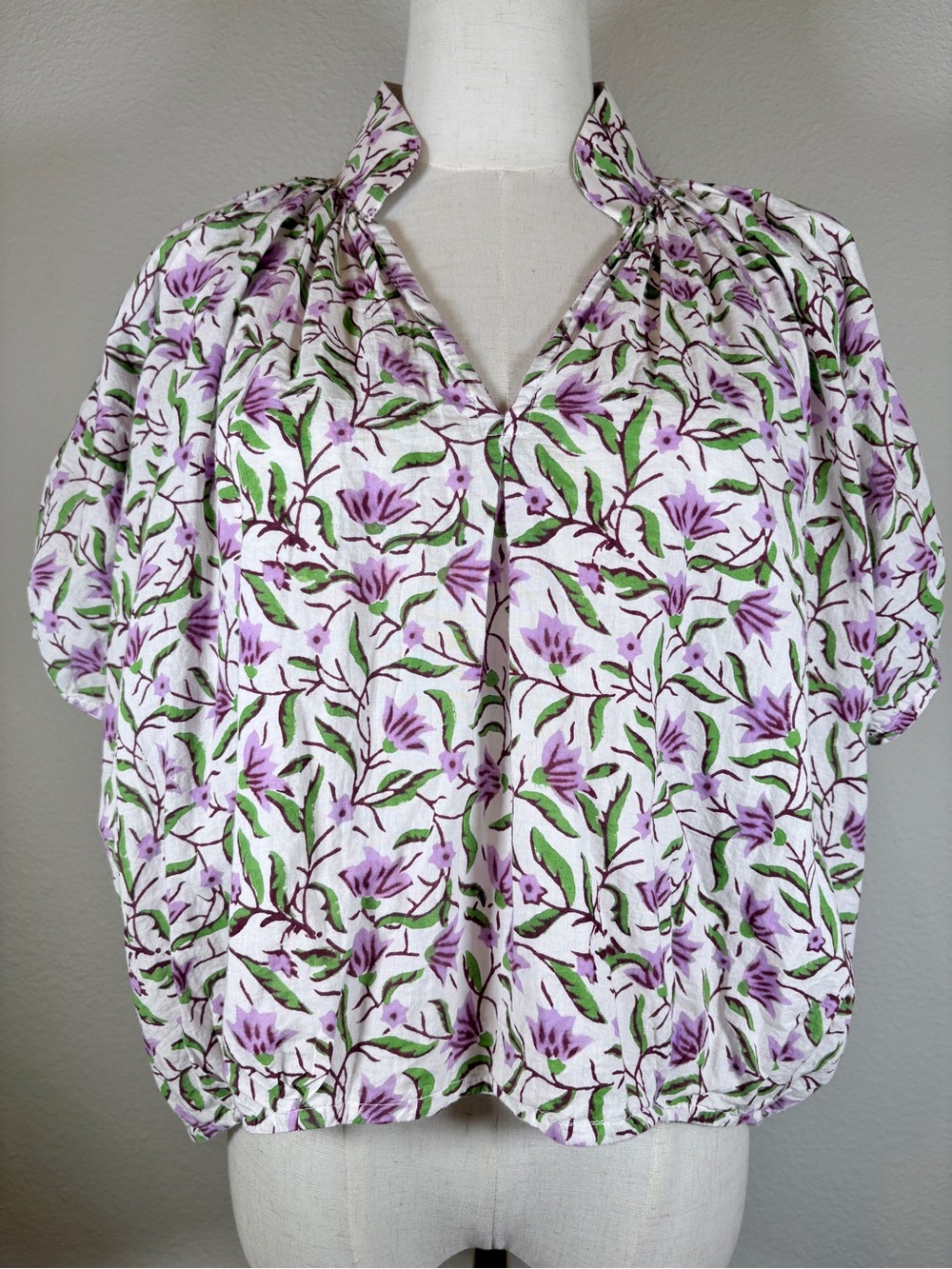 Livro Floral Merritt Top Size Medium